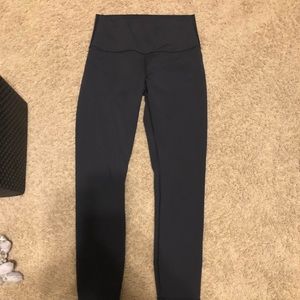 Lululemon leggings size 6